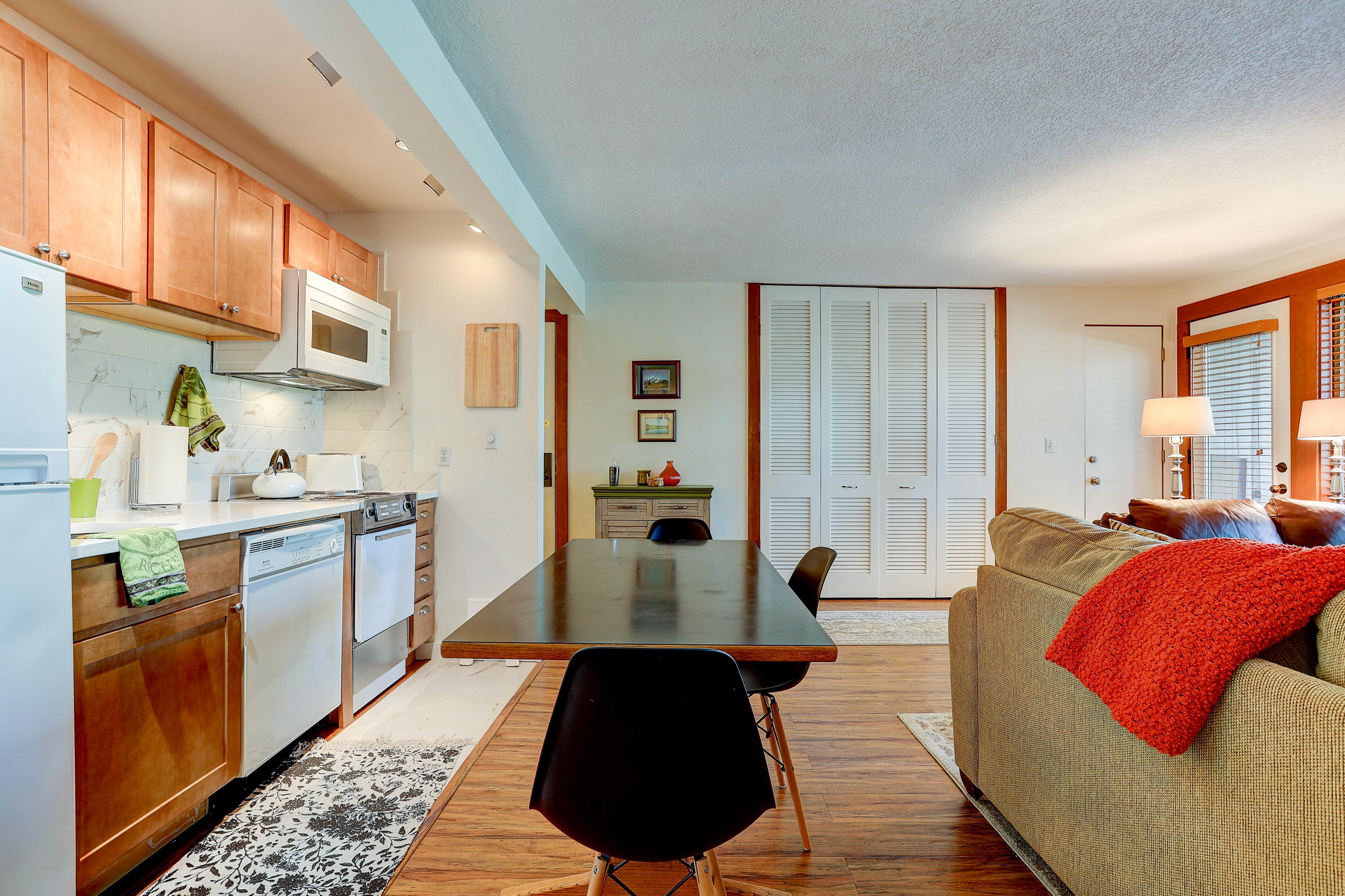 Inn Of The 7th - Residential