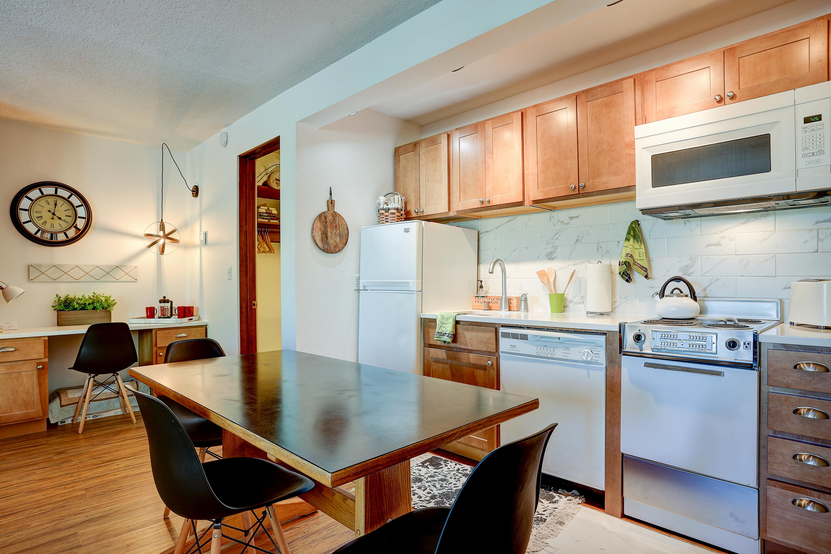 Inn Of The 7th - Residential