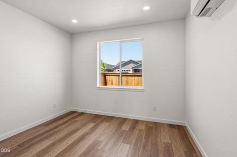 Tiny photo for 202 Gangnes Drive, Talent, OR 97540 (MLS # 220223761)