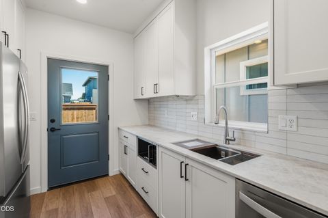 Tiny photo for 202 Gangnes Drive, Talent, OR 97540 (MLS # 220223761)