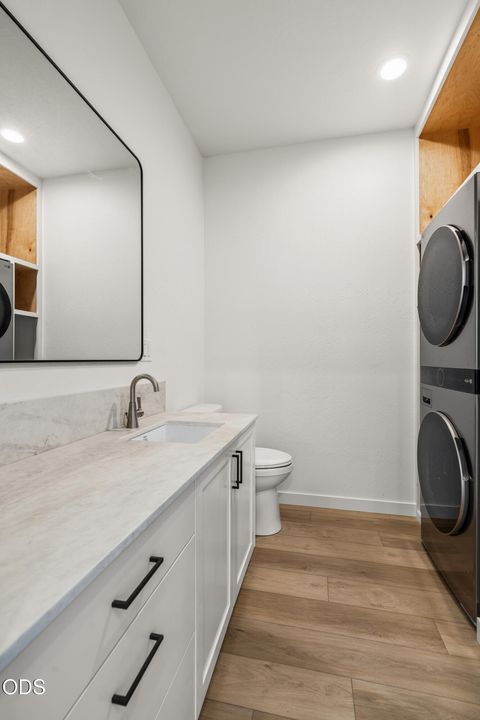 Tiny photo for 202 Gangnes Drive, Talent, OR 97540 (MLS # 220223761)