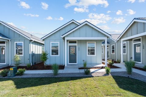 Tiny photo for 202 Gangnes Drive, Talent, OR 97540 (MLS # 220223761)