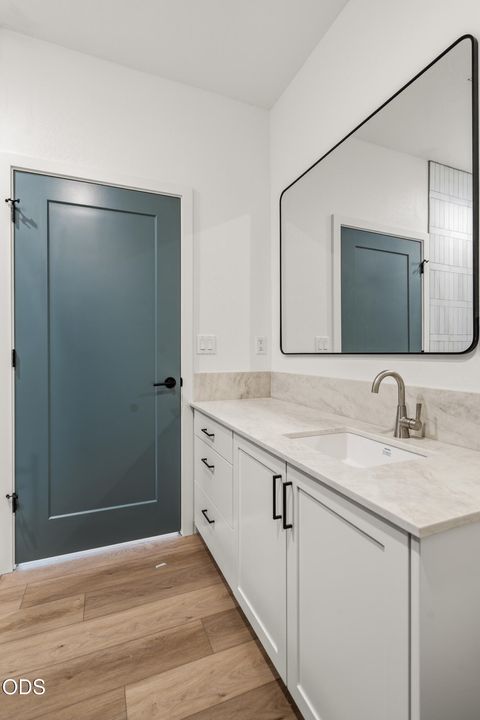 Tiny photo for 202 Gangnes Drive, Talent, OR 97540 (MLS # 220223761)