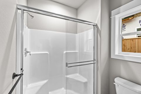 Tiny photo for 3742 Carlin Drive, Medford, OR 97504 (MLS # 220213006)