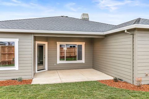 Tiny photo for 3742 Carlin Drive, Medford, OR 97504 (MLS # 220213006)