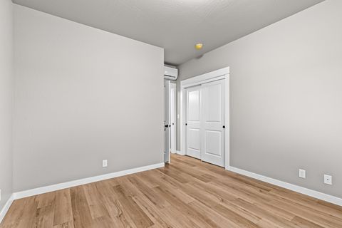 Tiny photo for 3742 Carlin Drive, Medford, OR 97504 (MLS # 220213006)