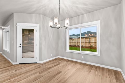 Tiny photo for 3742 Carlin Drive, Medford, OR 97504 (MLS # 220213006)