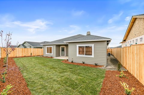 Tiny photo for 3742 Carlin Drive, Medford, OR 97504 (MLS # 220213006)