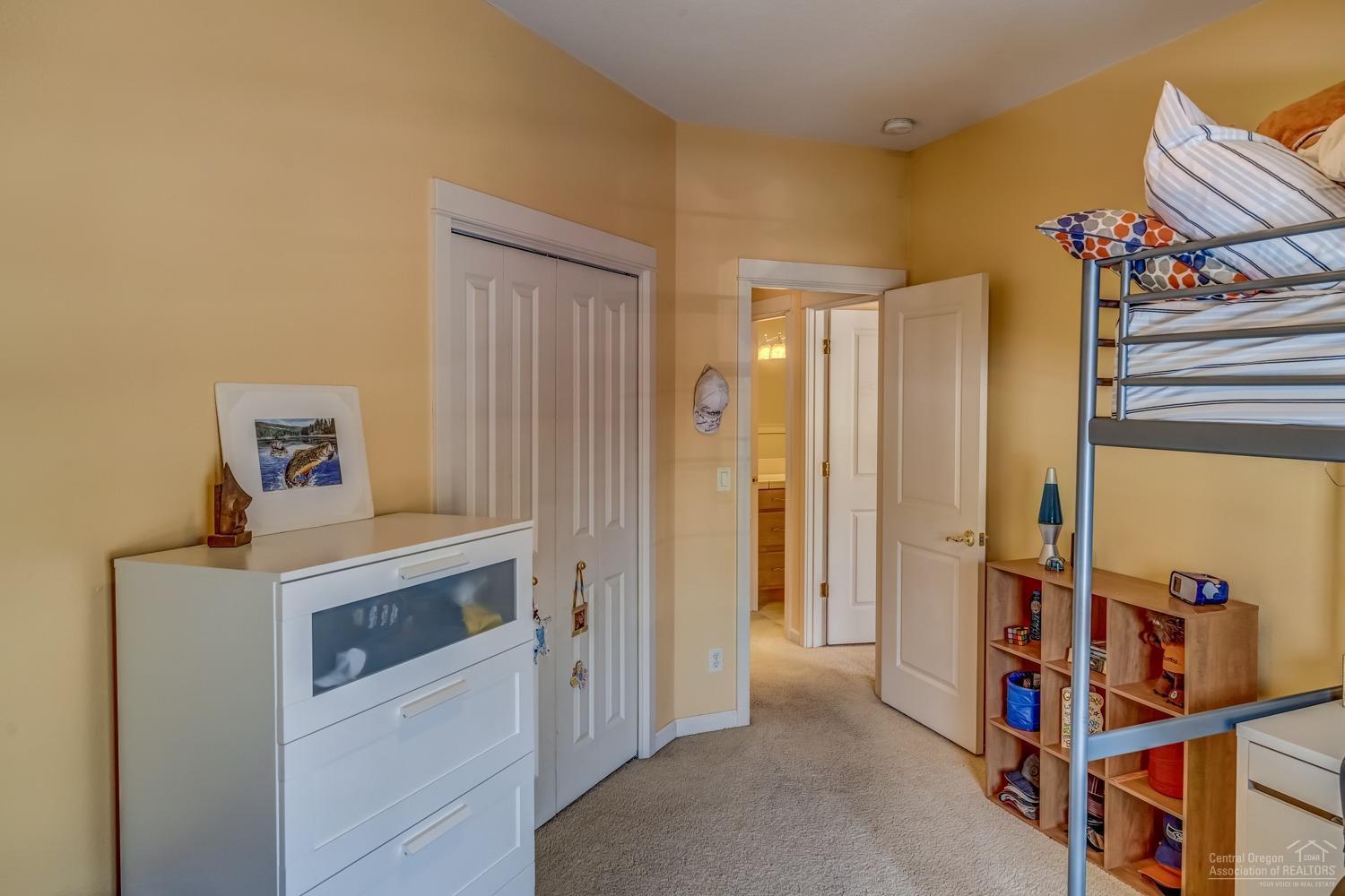 Oakview - Residential
