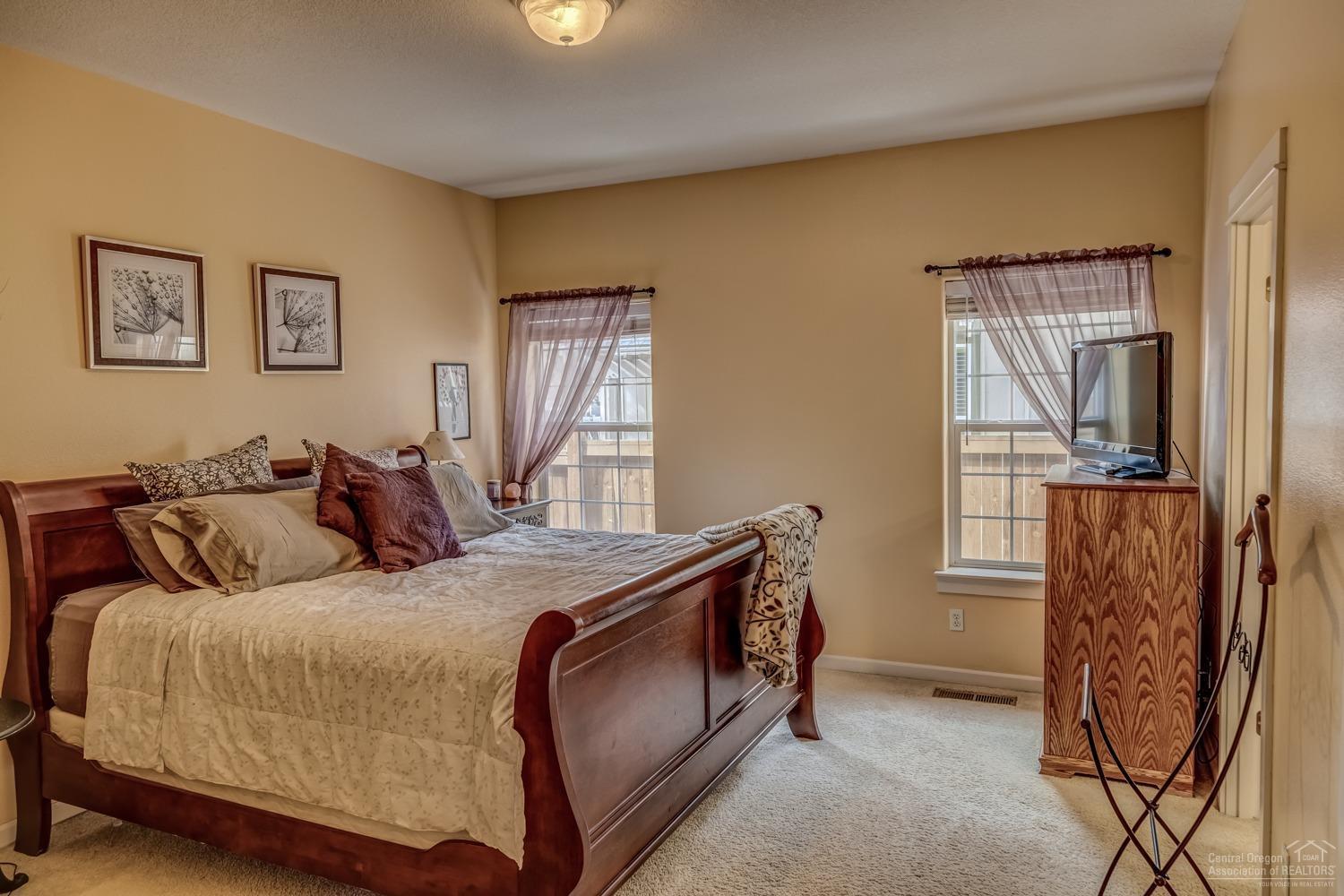 Oakview - Residential