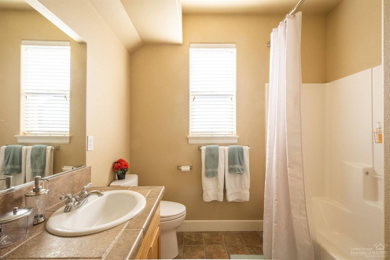 Hollygrape - Residential