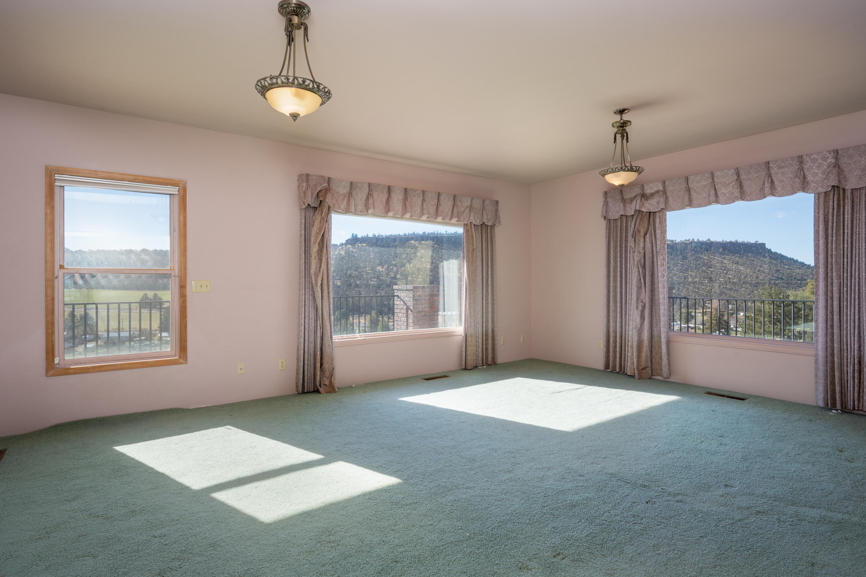 PleasVH - Residential