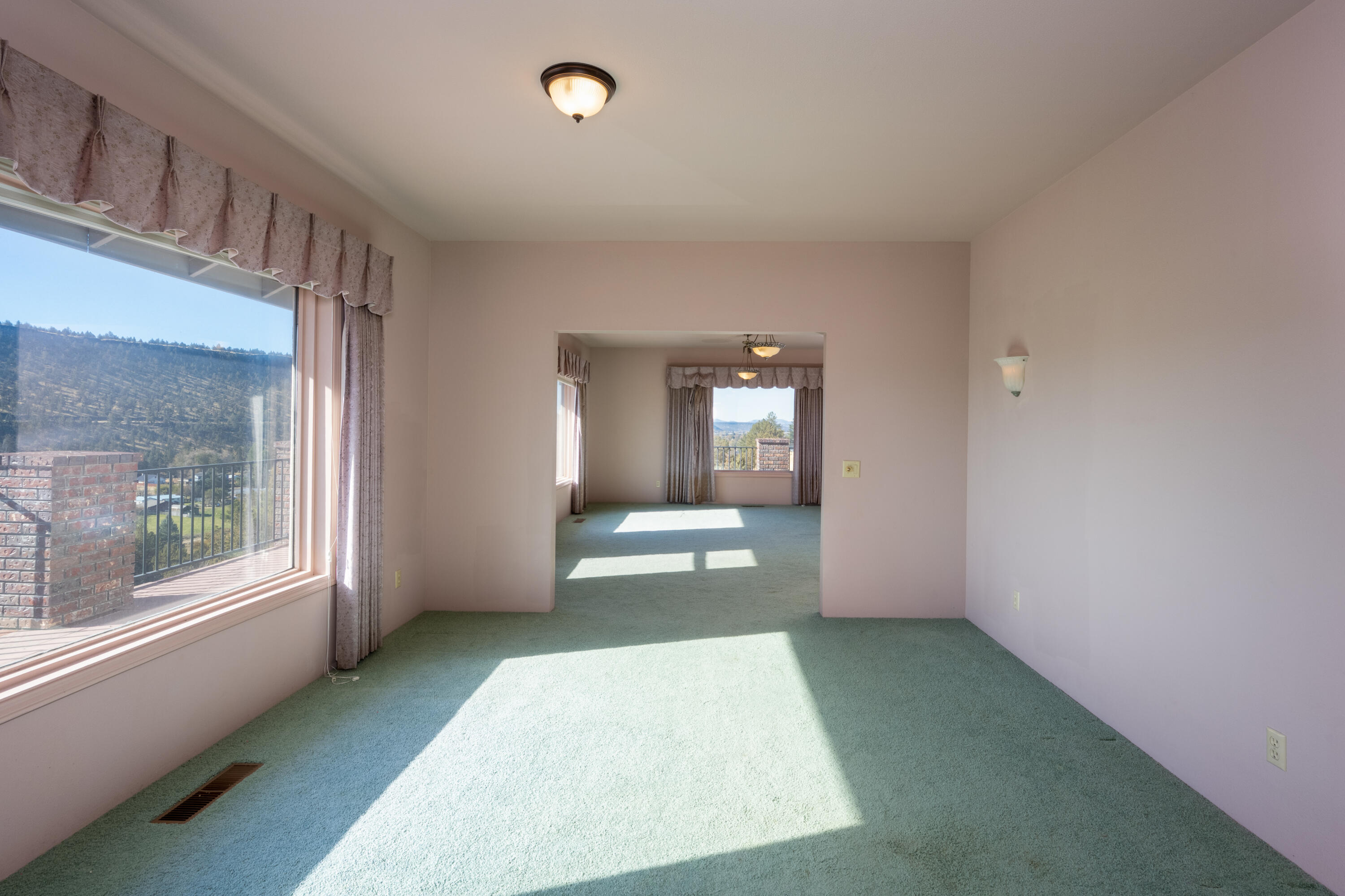 PleasVH - Residential