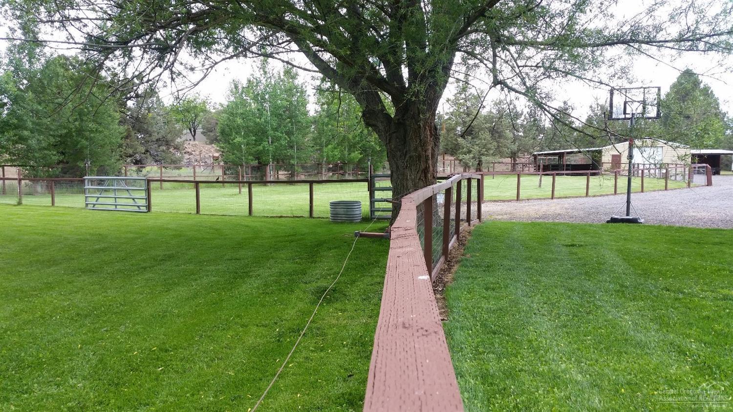 Howells Hilltop - Residential