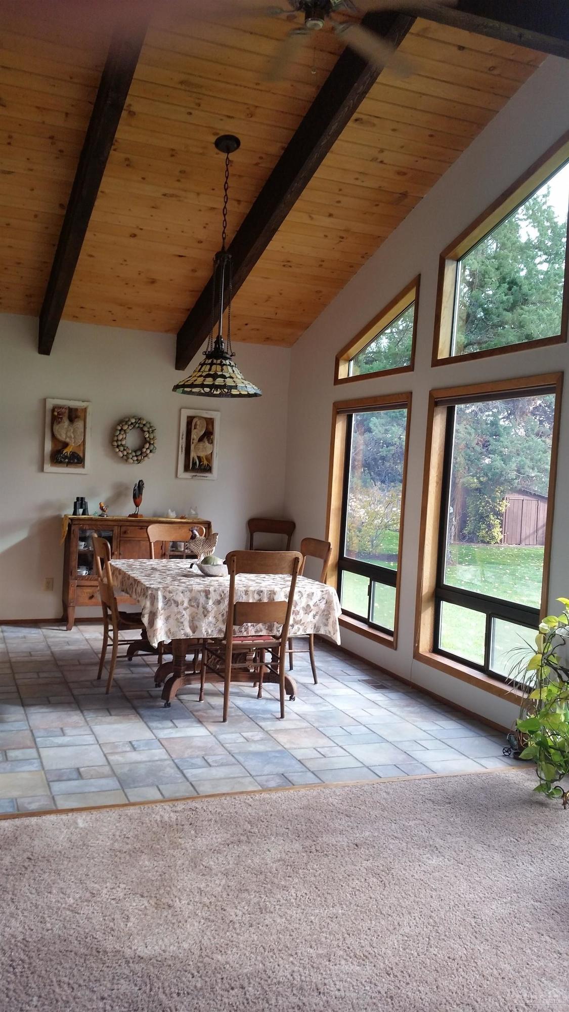 Howells Hilltop - Residential