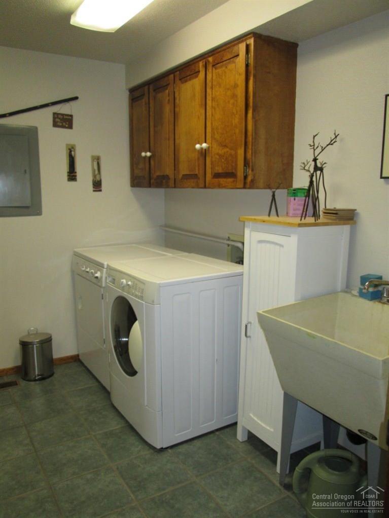 Howells Hilltop - Residential