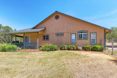 Tiny photo for 371 Castle Creek Road, Grants Pass, OR 97526 (MLS # 220223784)