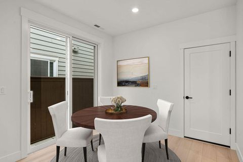 Tiny photo for 3093 NE Nipper Drive, Bend, OR 97701 (MLS # 220212687)