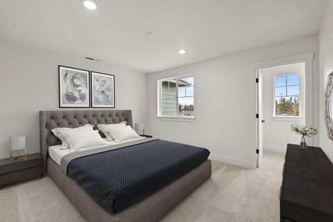 Tiny photo for 3093 NE Nipper Drive, Bend, OR 97701 (MLS # 220212687)