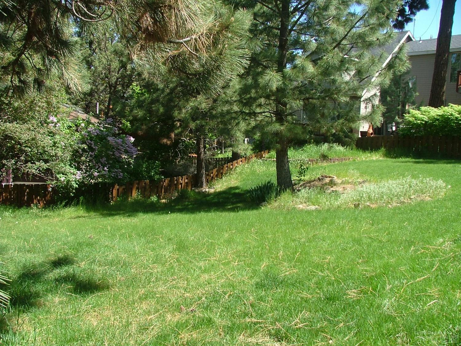 Deer Pointe Village - Residential