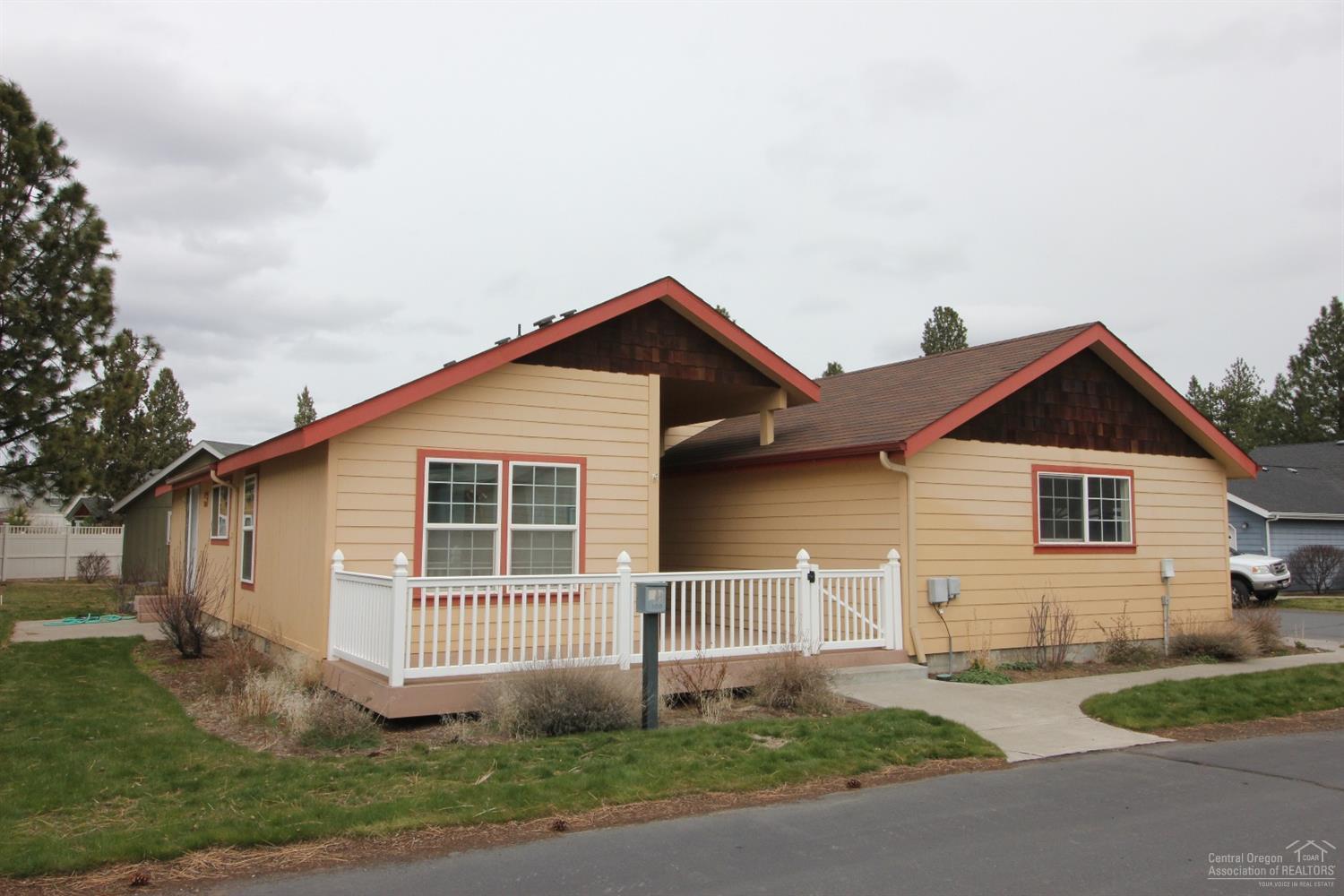 Pines At Sisters - Residential