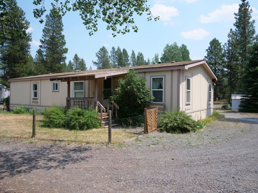 Home located in the River Pine Estates subdivision. Nearby national forest land for hiking, hunting, atv's, motorcycles, and much more! Small canal runs through the back portion of the property. Buyer to do all due diligence regarding property corner pins and boundary lines.