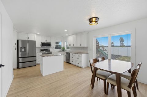 Tiny photo for 51281 Riley Lane, La Pine, OR 97739 (MLS # 220216038)