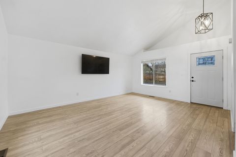 Tiny photo for 51281 Riley Lane, La Pine, OR 97739 (MLS # 220216038)