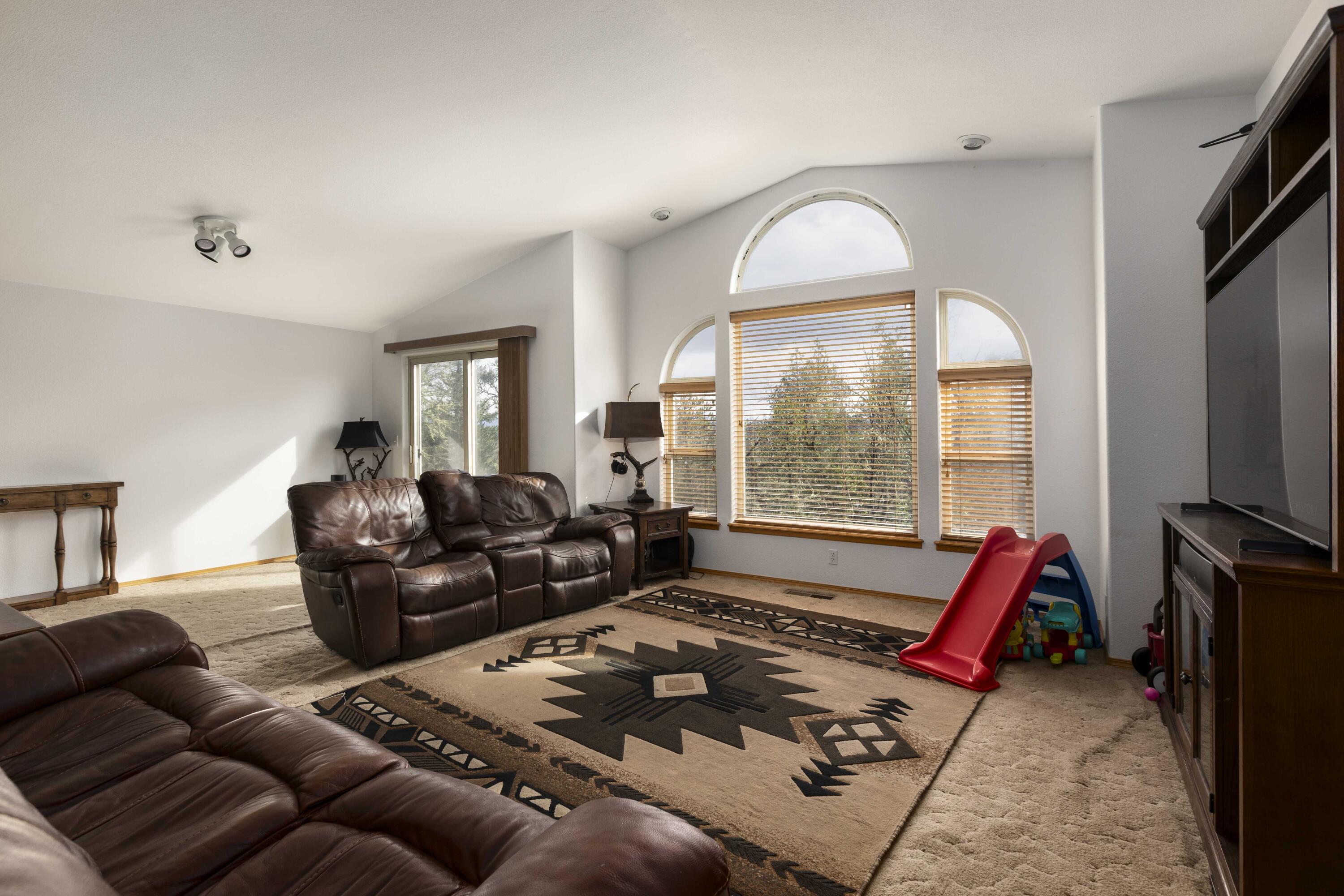 Riverbanks Estates - Residential