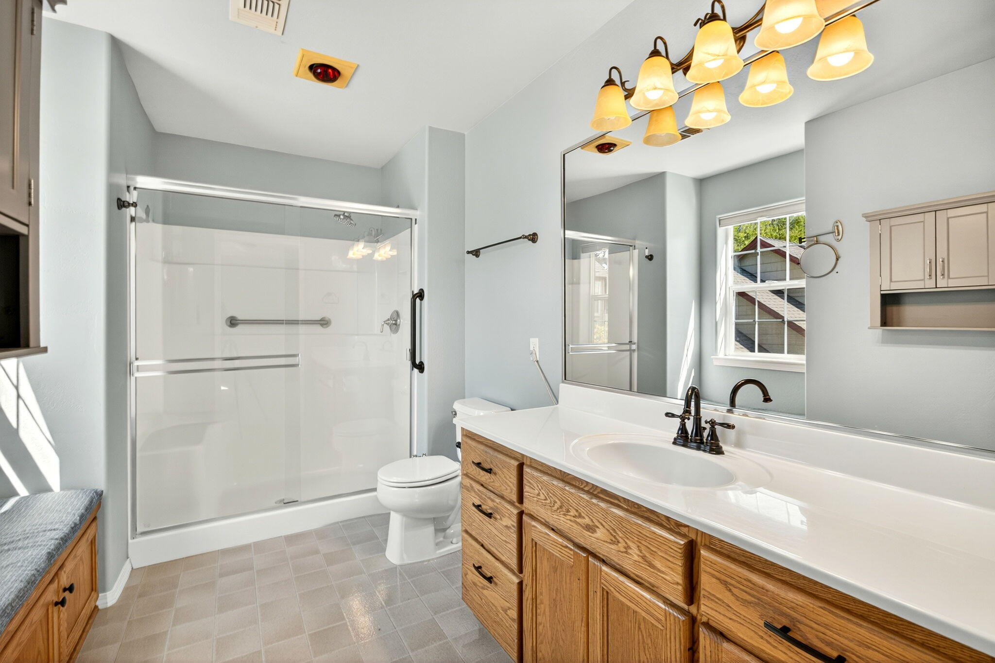 Court On Mary Jane, The - Residential