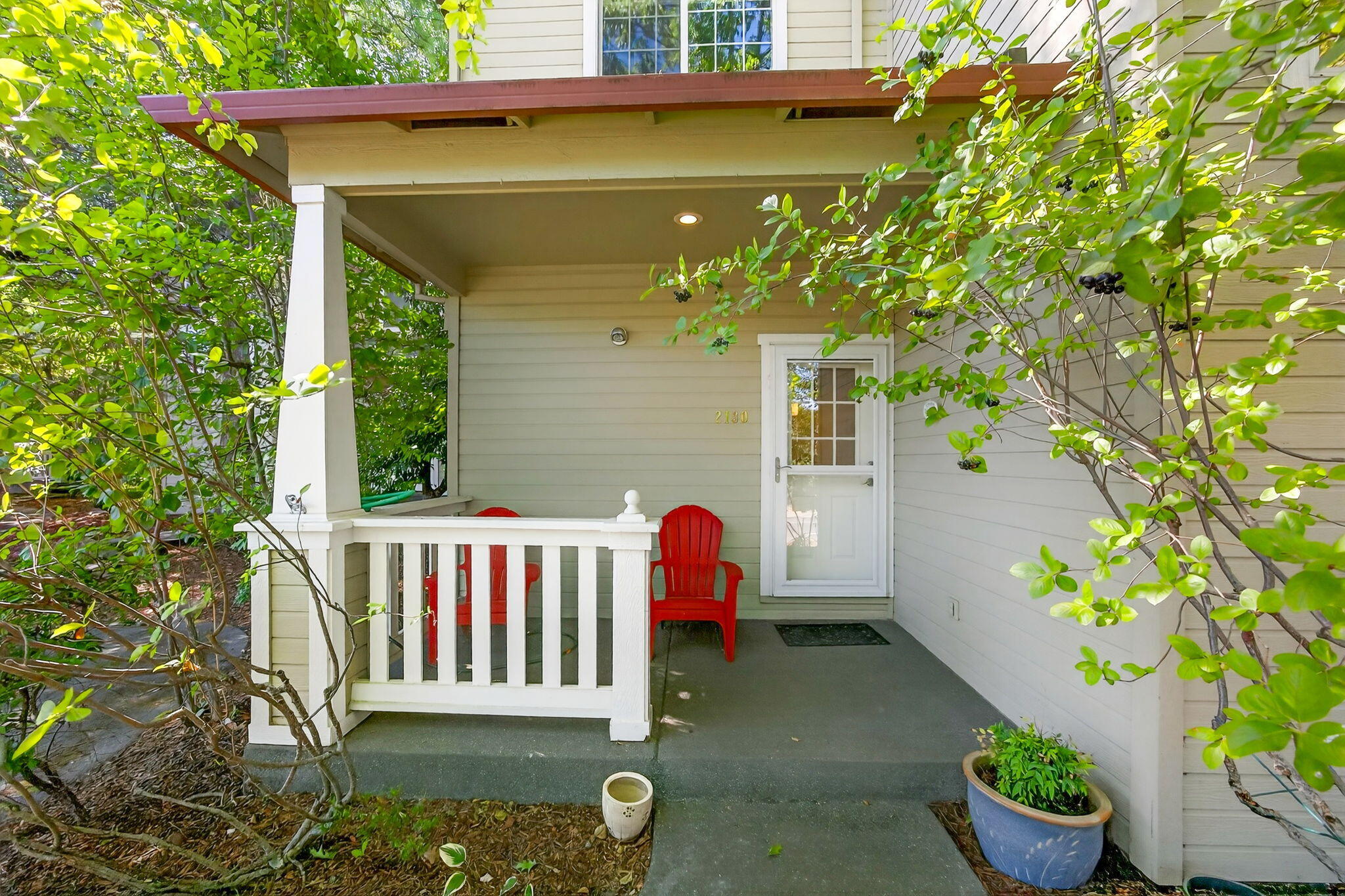 Court On Mary Jane, The - Residential