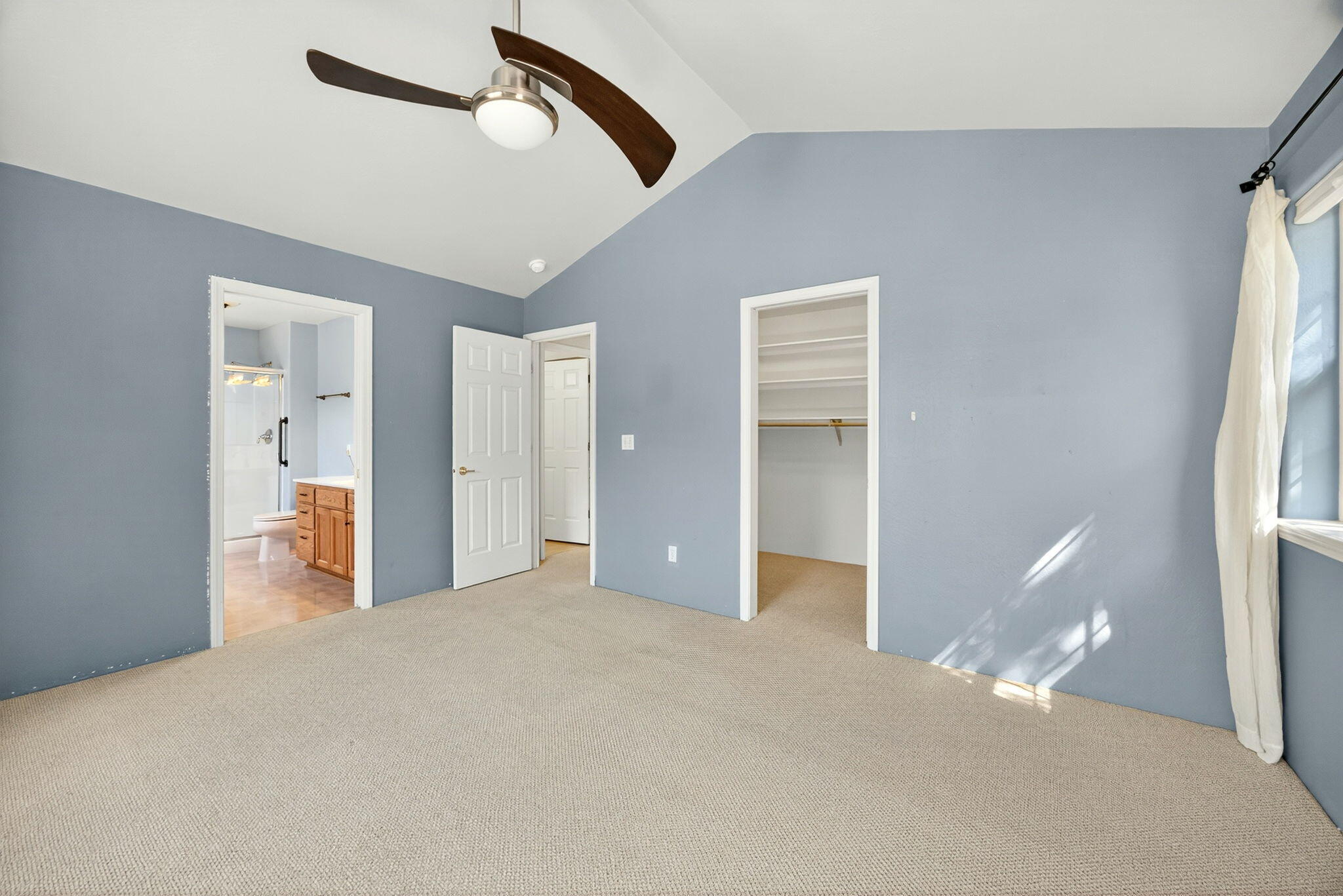 Court On Mary Jane, The - Residential