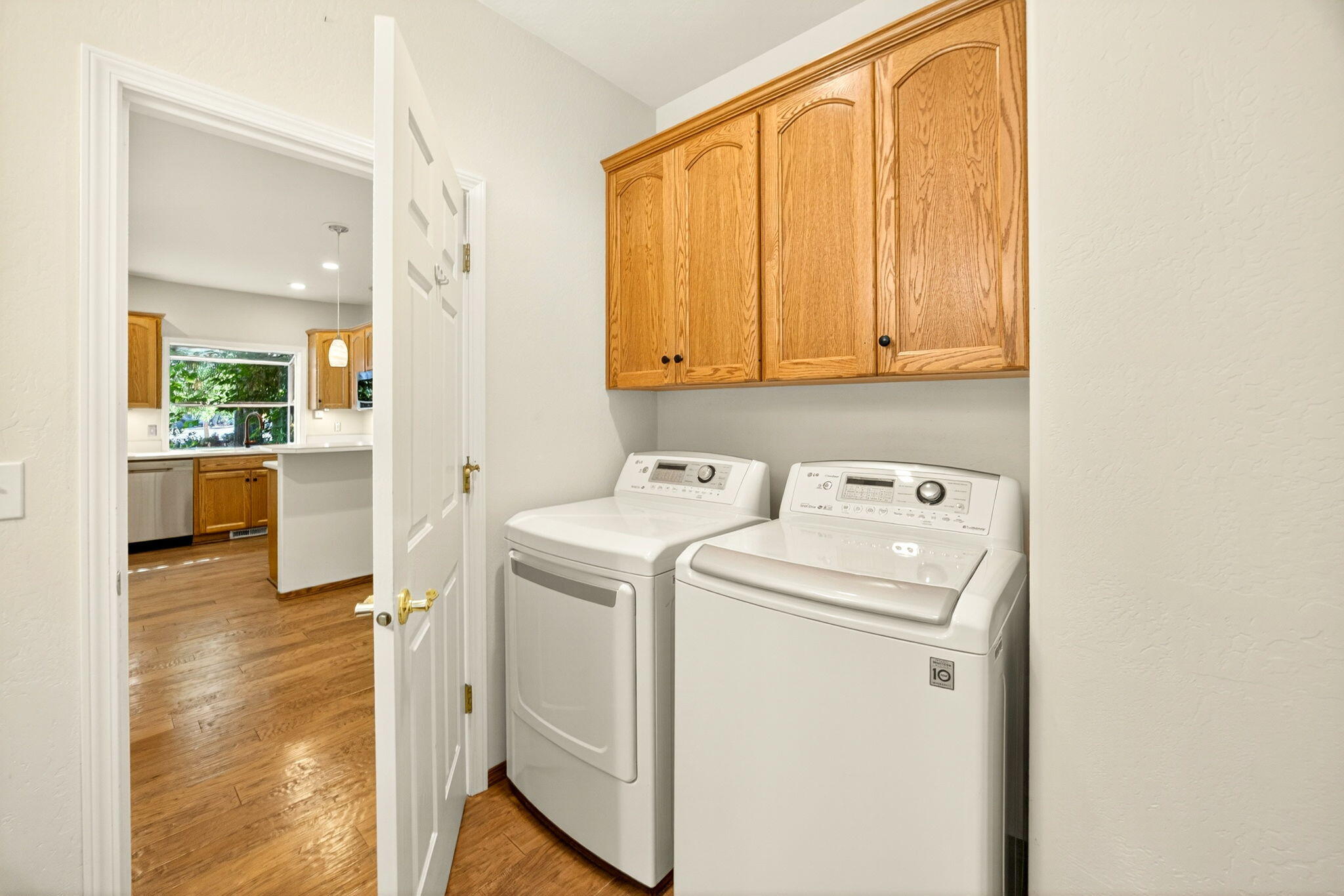 Court On Mary Jane, The - Residential