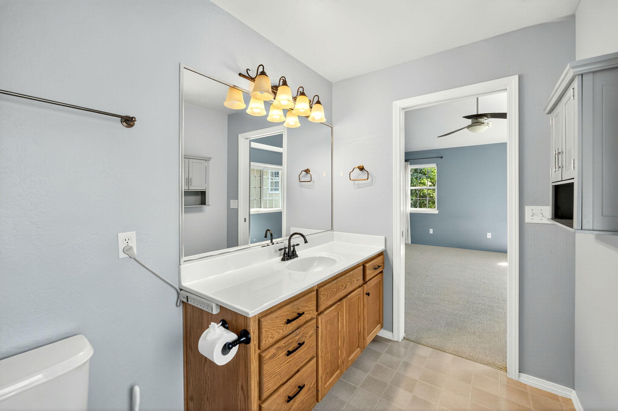 Court On Mary Jane, The - Residential