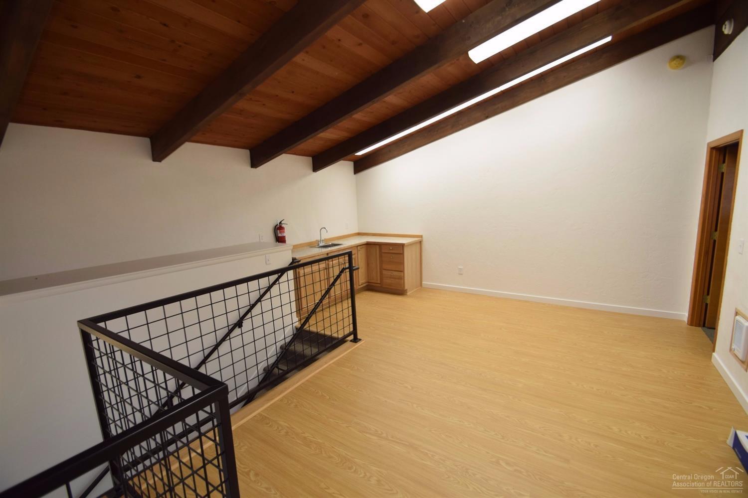 CLAB - Commercial Sale