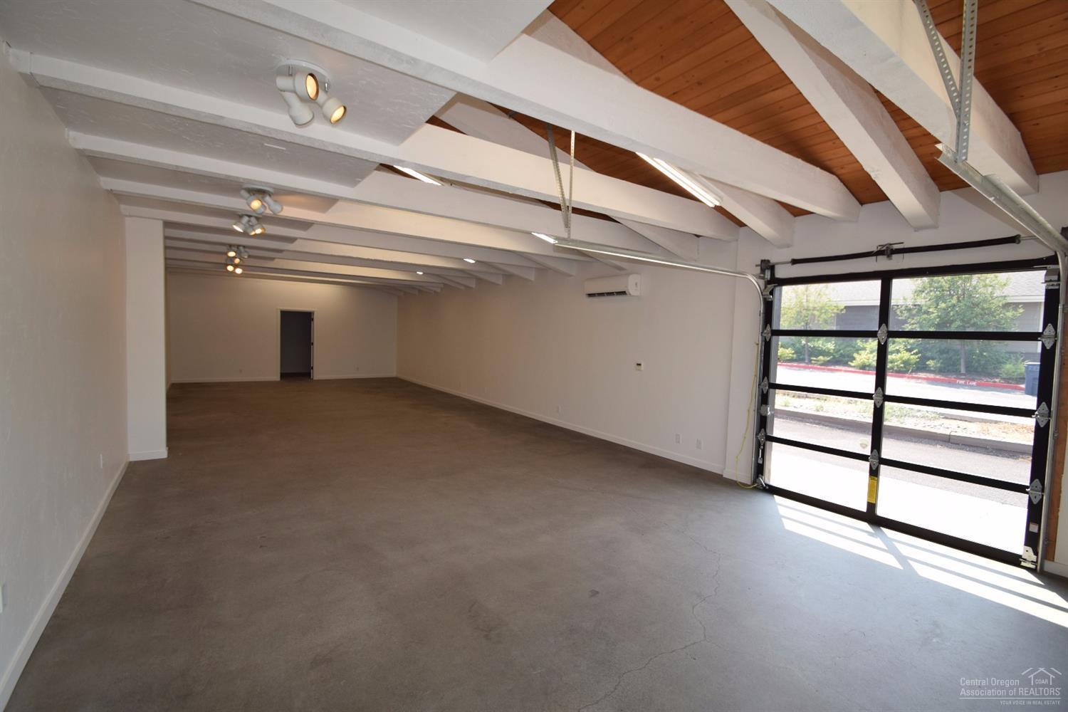 CLAB - Commercial Sale