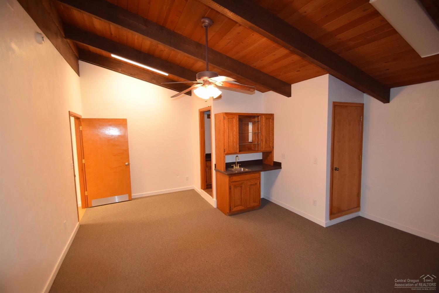 CLAB - Commercial Sale