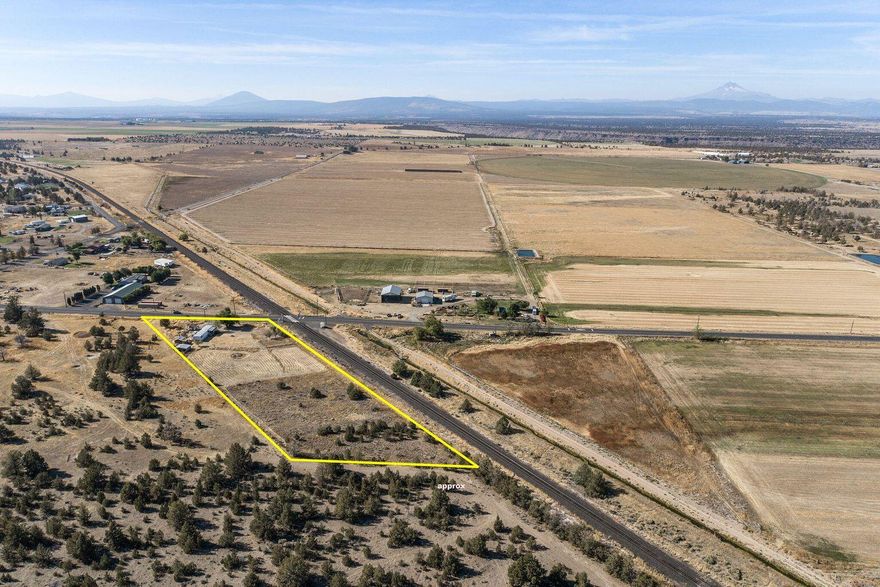 Don't miss out on this 2.28 acre lot located in the hear of Central Oregon. This buildable lot boasts plenty of room to make this one your own! Or fix up the existing manufactured home for yourself or as an investment property. Easy access to Hwy 97, a short five minute drive to downtown Culver & only ten minutes to Haystack Reservoir! Mountain views, public power & water, septic on site. Manufactured homes allowed, sold as is.
