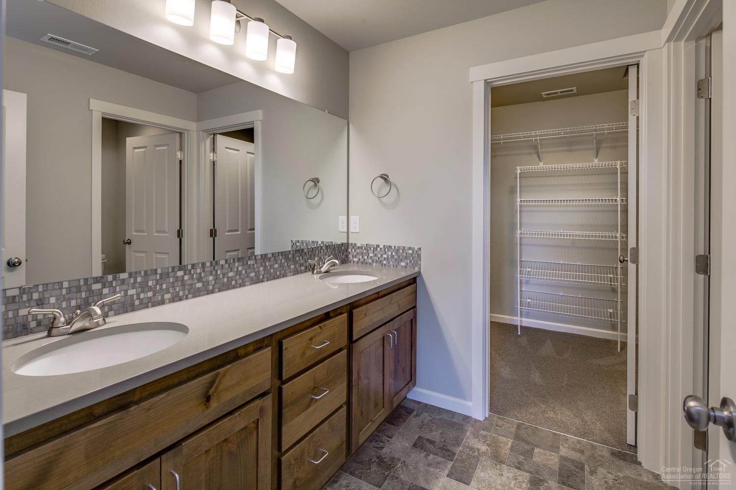 Fieldstone Crossing - Residential