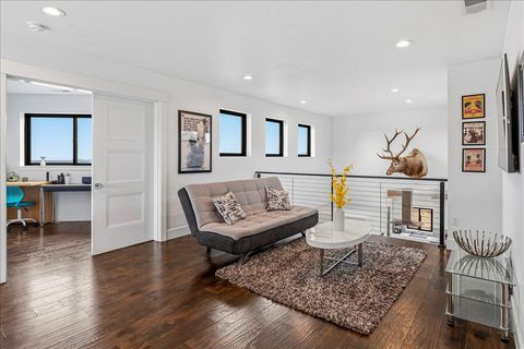 Tiny photo for 8974 SW Copley Road, Powell Butte, OR 97753 (MLS # 220219410)