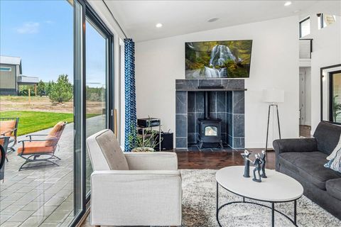 Tiny photo for 8974 SW Copley Road, Powell Butte, OR 97753 (MLS # 220219410)