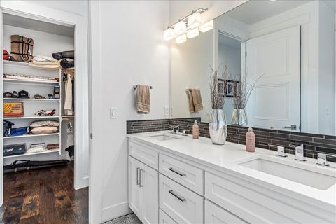 Tiny photo for 8974 SW Copley Road, Powell Butte, OR 97753 (MLS # 220219410)