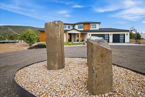 Tiny photo for 8974 SW Copley Road, Powell Butte, OR 97753 (MLS # 220219410)