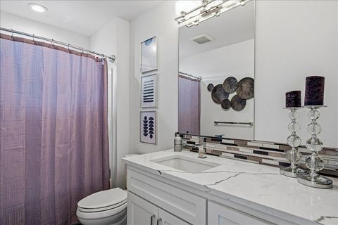 Tiny photo for 8974 SW Copley Road, Powell Butte, OR 97753 (MLS # 220219410)