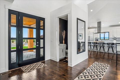 Tiny photo for 8974 SW Copley Road, Powell Butte, OR 97753 (MLS # 220219410)