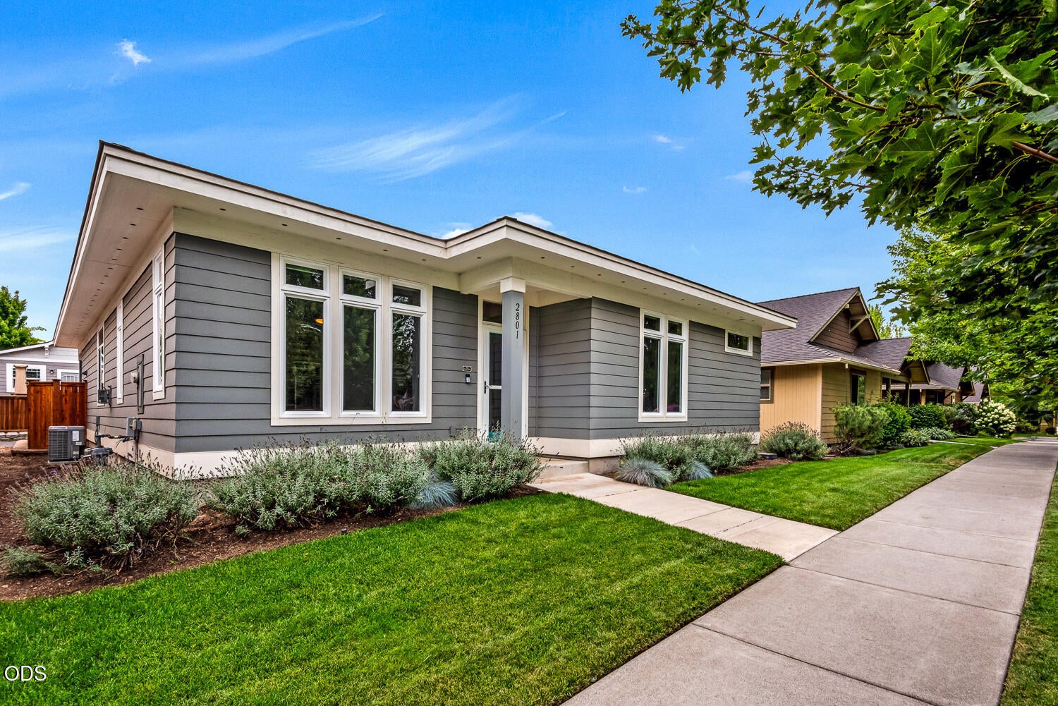 2801 NE Great Horned Place