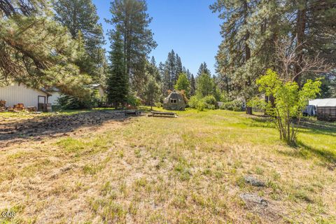 Tiny photo for 228 E Schonchin Street, Chiloquin, OR 97624 (MLS # 220223381)