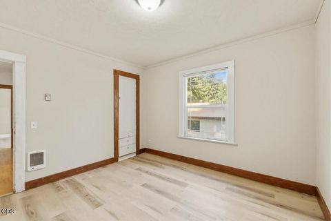 Tiny photo for 228 E Schonchin Street, Chiloquin, OR 97624 (MLS # 220223381)