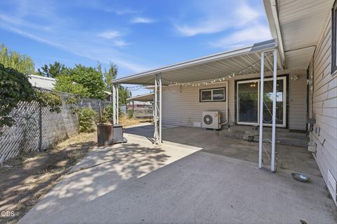 Tiny photo for 1390 NE Loper AVE, Prineville, OR 97754 (MLS # 220223987)