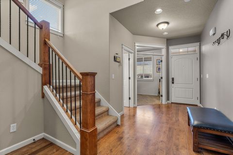 Tiny photo for 1132 NE Steins Pillar Drive, Prineville, OR 97754 (MLS # 220215545)